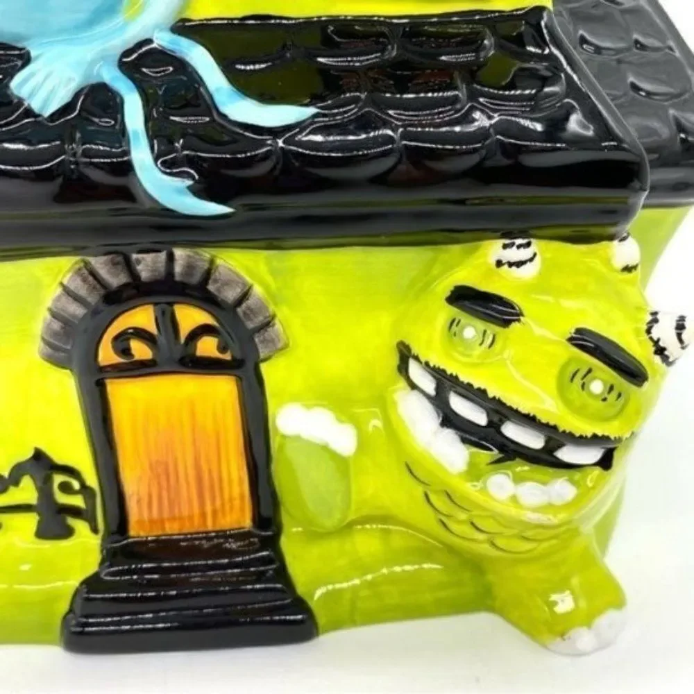 Target Halloween 2009 Ceramic Haunted House Cookie Jar